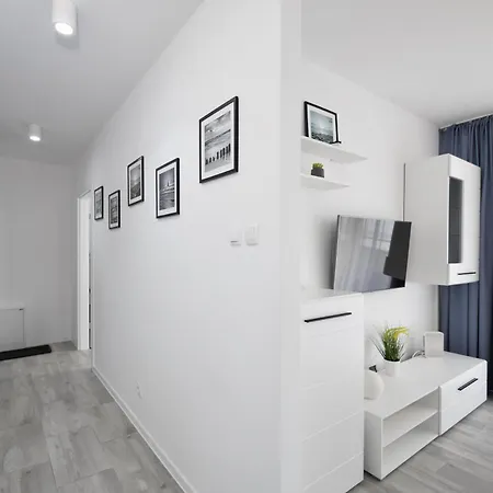 Rentplanet - Apartament Bialy Dom Kolobrzeg Exterior photo